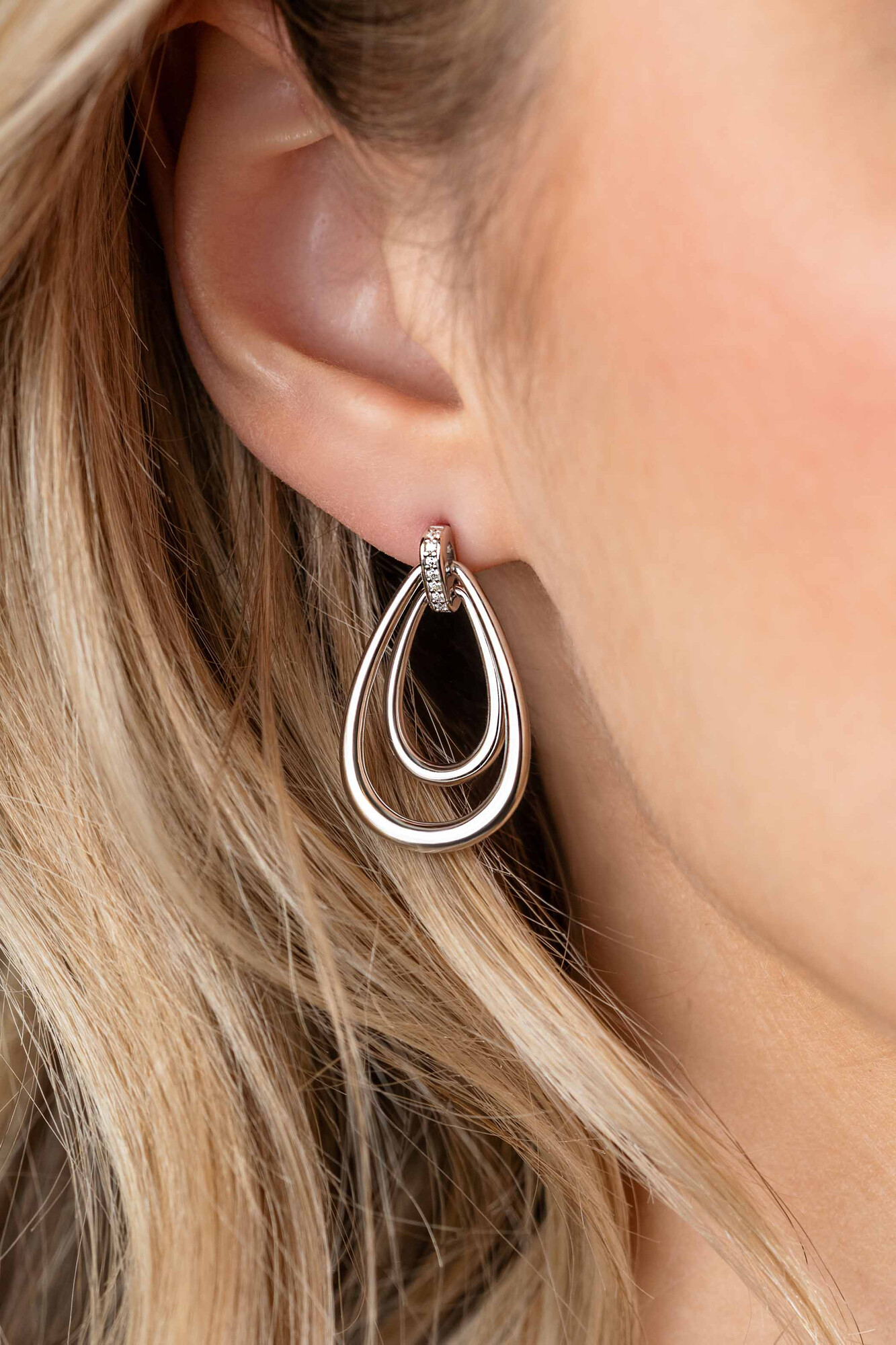 ZINZI zlv. oorhangers 2x druppelvorm en zirc.28mm