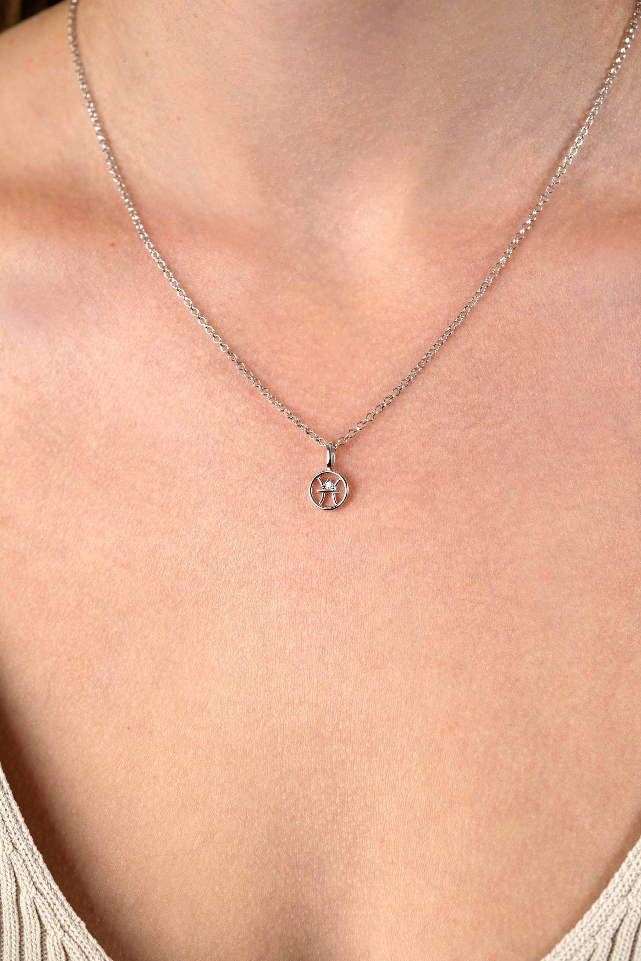 9mm ZINZI Silber Fische Sternzeichen-Anhänger, besetzt mit weißen Zirkonia ZIH-VIS (ohne Kette)