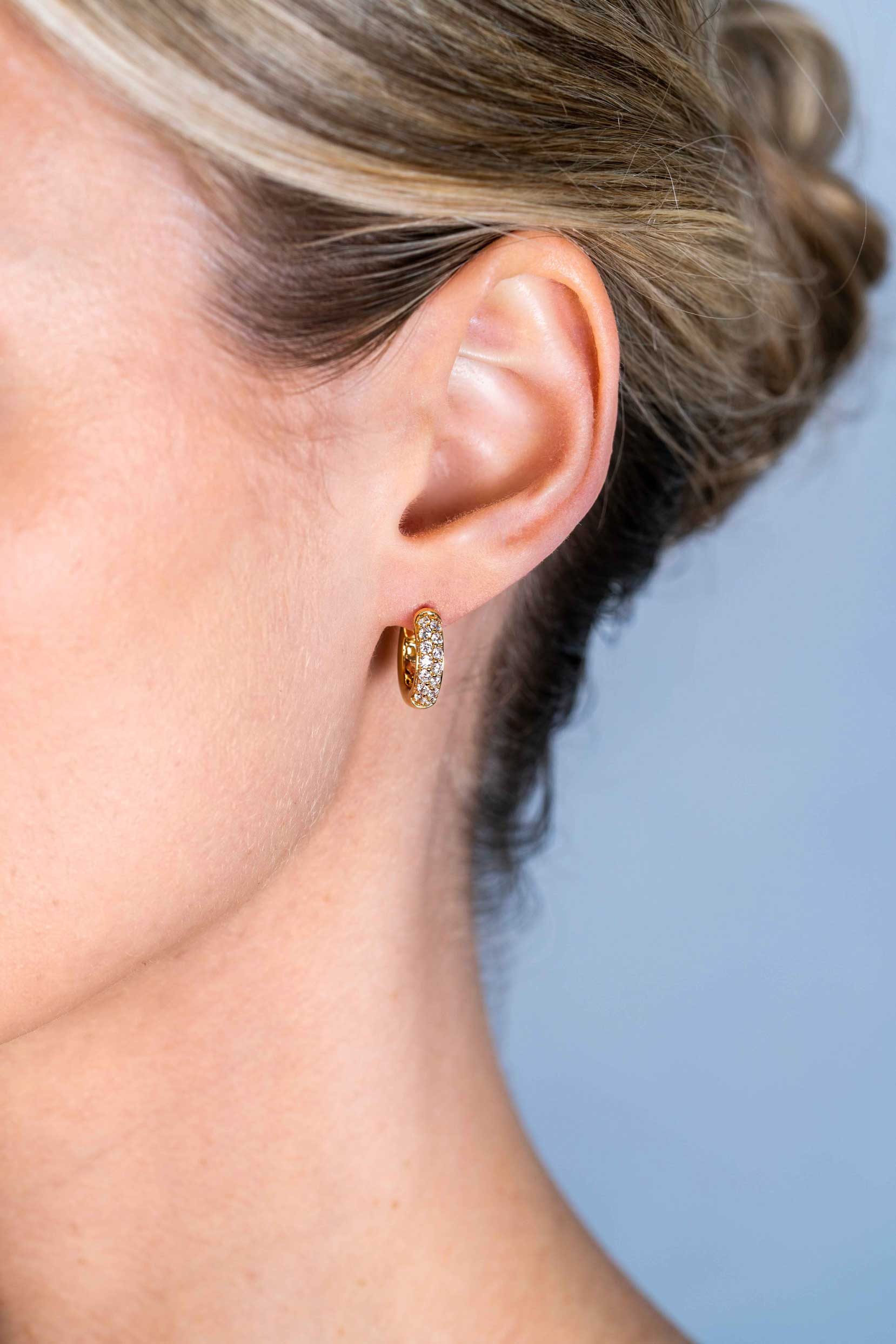 ZINZI zlv.klapcreolen gg.verg.pave zirconia's 15x4mm