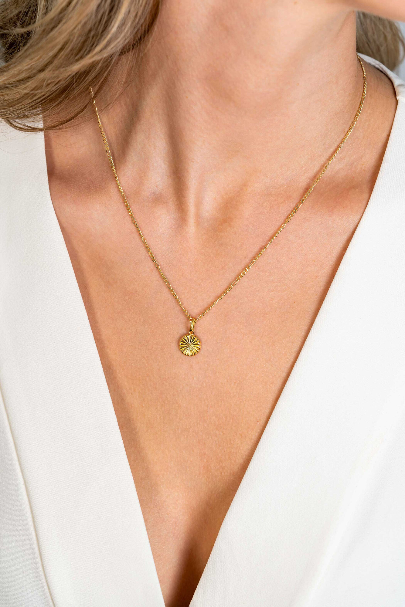 ZINZI zlv. hanger goud verguld zon 10mm