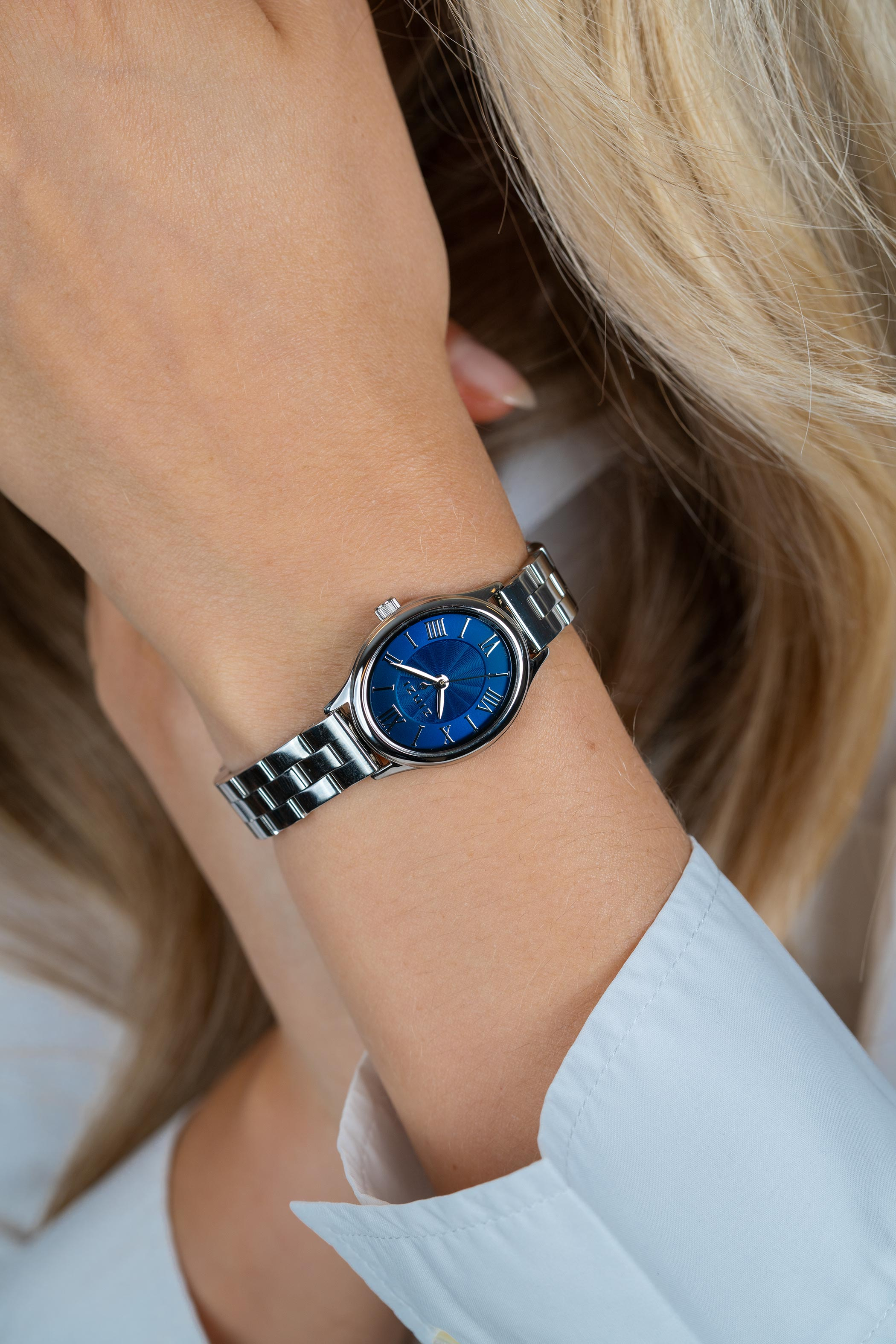 Zinzi Ovale horloge 26mm blauwe w.plaat st.band