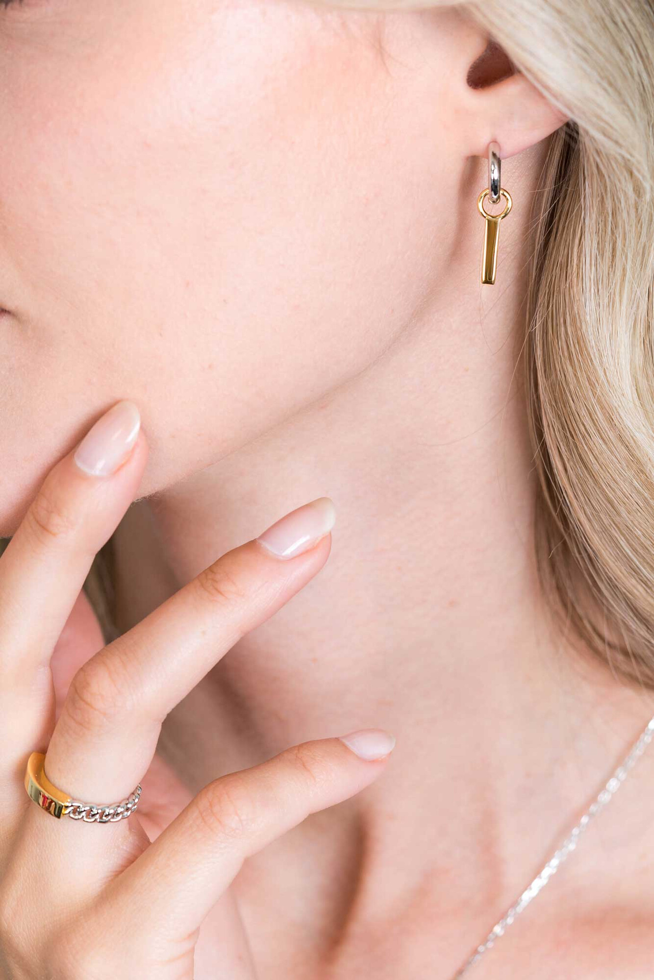 ZINZI silberne Ohrhänger 14K gelb vergoldet Stab glatt ZICH1440G