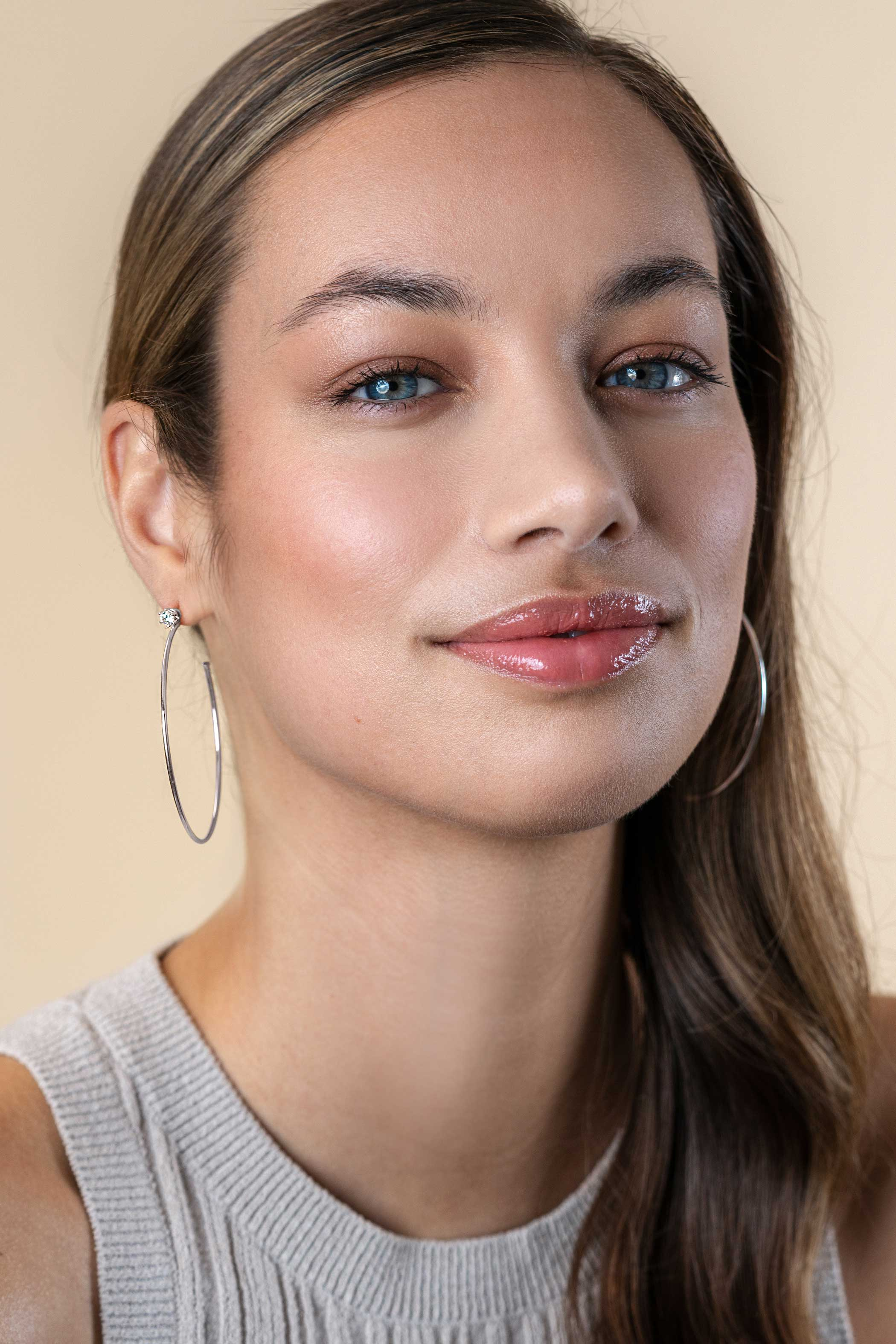 ZINZI zlv. oorstekers zirc. met grote ring 55mm