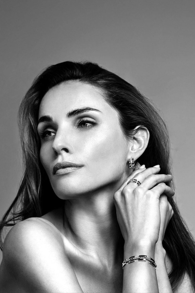 18mm Mart Visser by ZINZI Silber-Creolen mit quadratischen Gliedern und luxuriösem Scharnierverschluss, besetzt mit weißen Zirkoniasteinen MVCR27