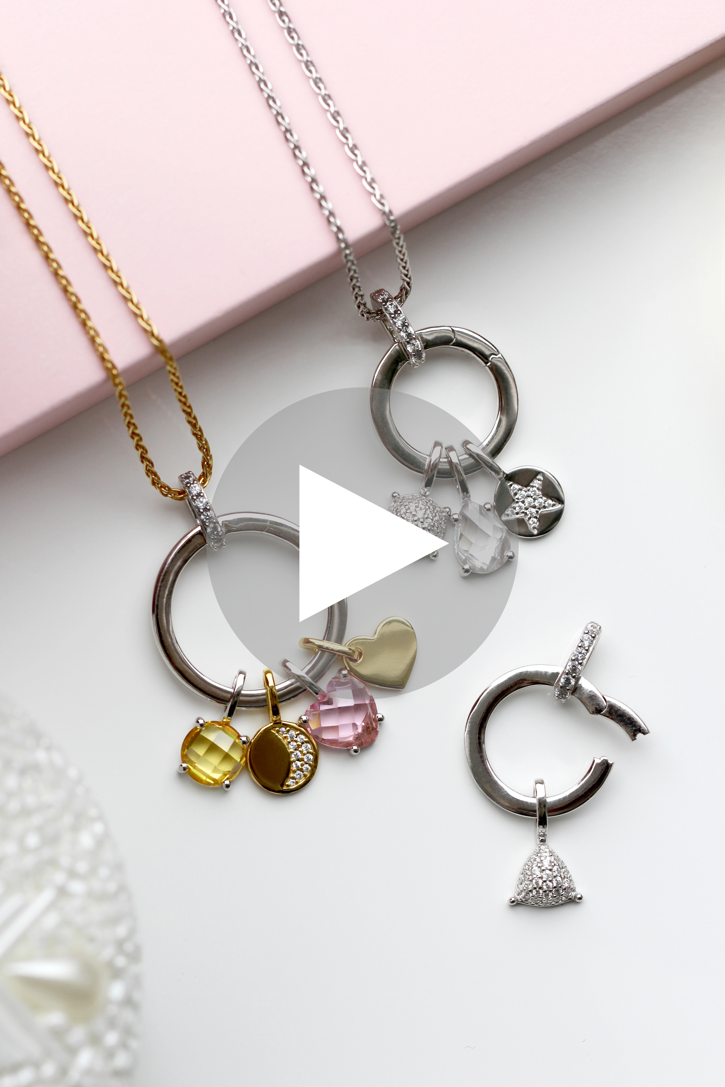 ZINZI silberner runder Anhänger 17mm mit geschlossenem Ring  weiß ZIH2060