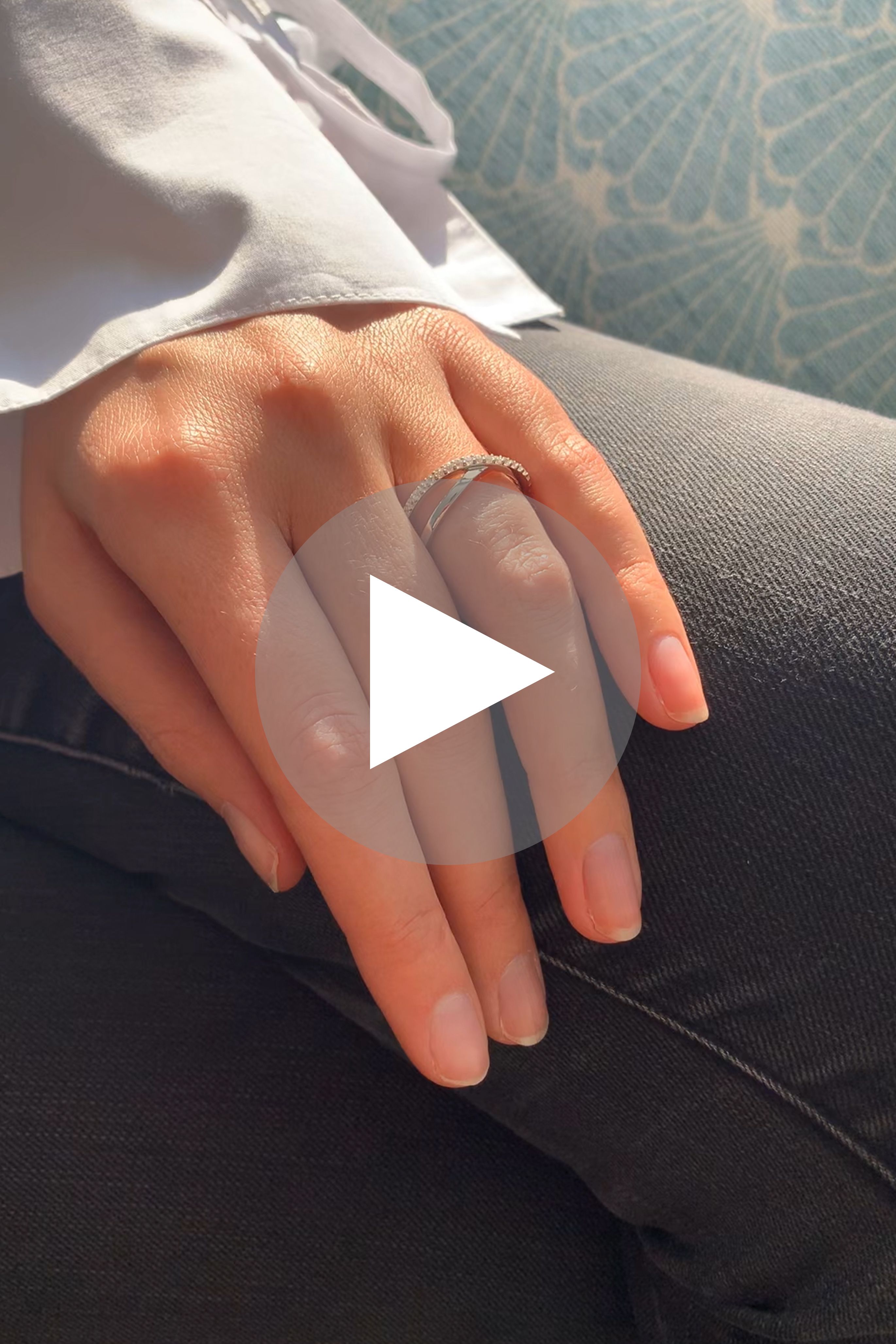 ZINZI silberner cross-over Ring glatt weiß  ZIR1569