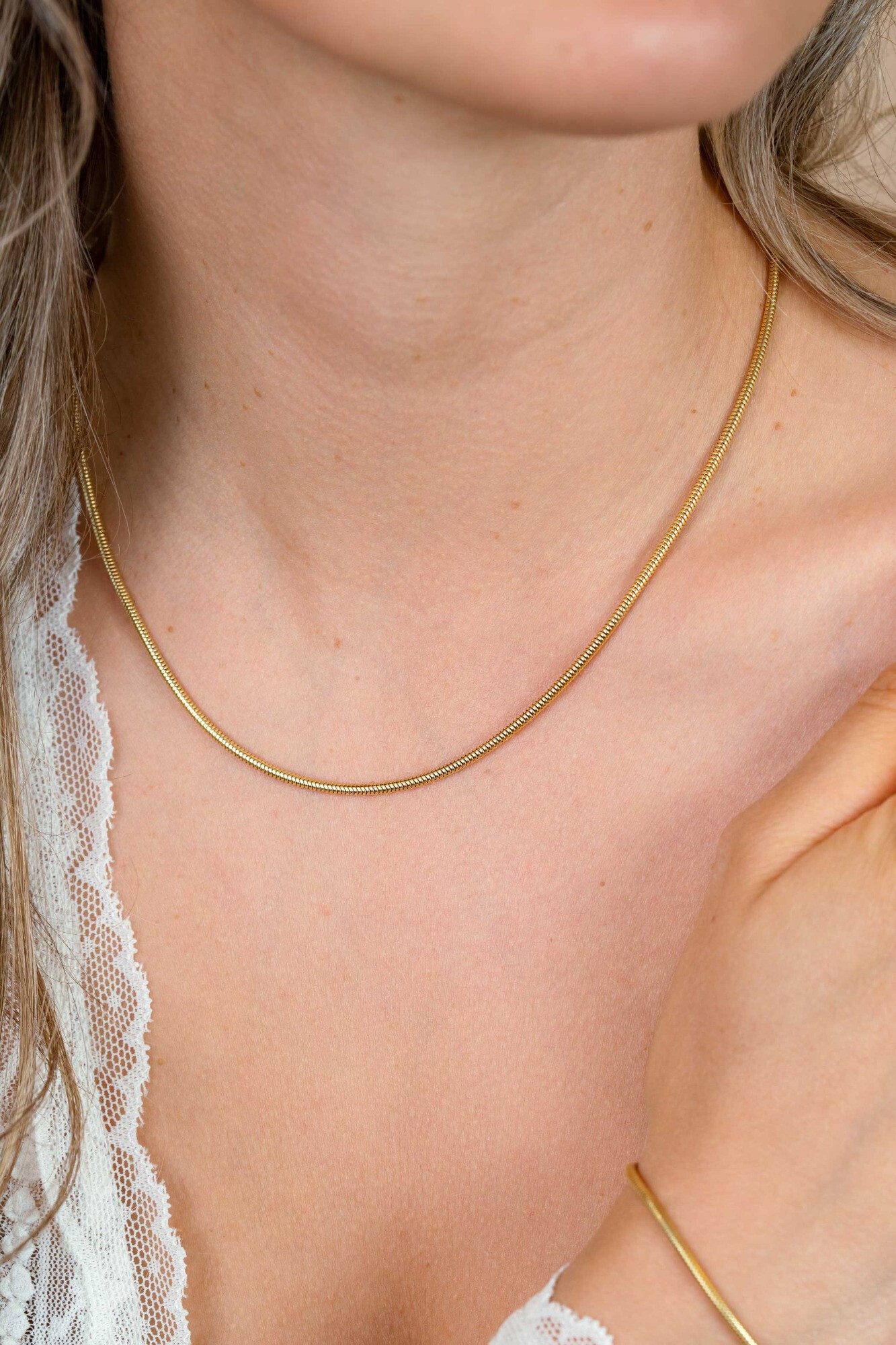 ZINZI zlv. slangen collier gg.verg.rond 2mm 42+3cm