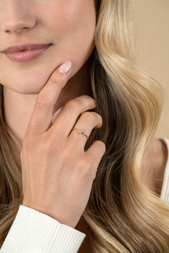 ZINZI GOLD ring met staafje 3x zirconia mt.58