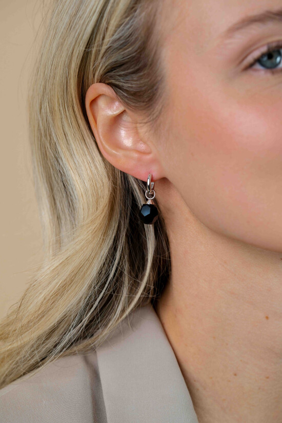 ZINZI zlv. creoolhangers zwarte bead rond 10mm