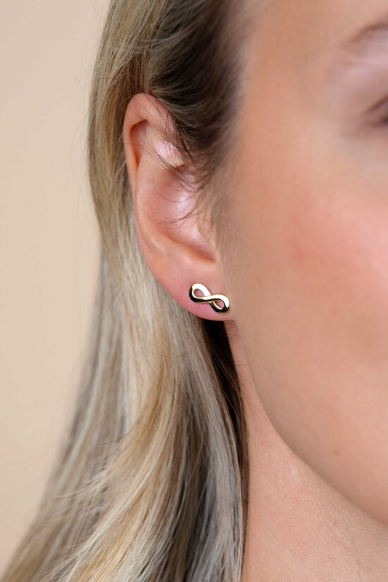 ZINZI silberne gelbvergoldete Ohrstecker infinity ZIO1065G