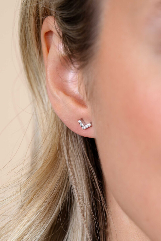 "ZINZI silberne Ohrstecker V-Form  weiß 7mm ZIO1380Z"