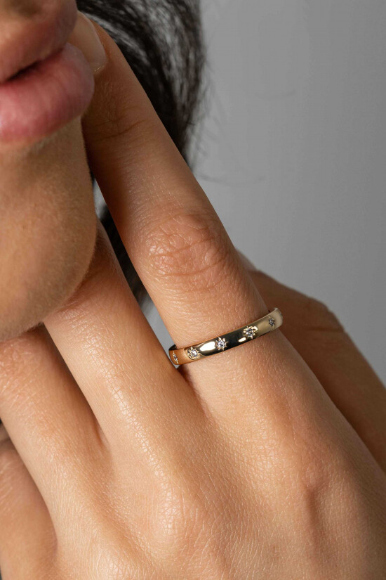 ZINZI zlv. aan.ring.gg.vg.3mm 7x cz.sterzetting mt60