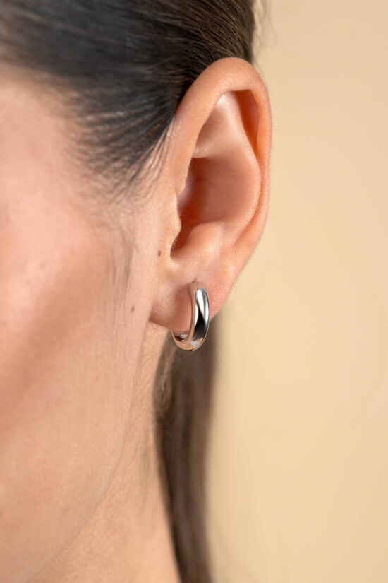 ZINZI zlv. oorringen half rond 14.5x4mm