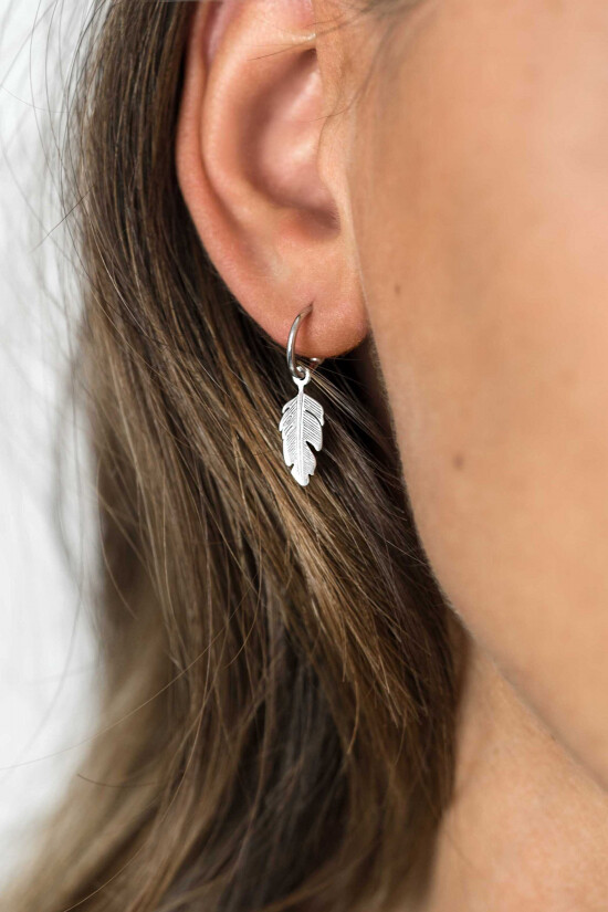ZINZI silberne trendy Ohrringe Feder rund ZIO1867