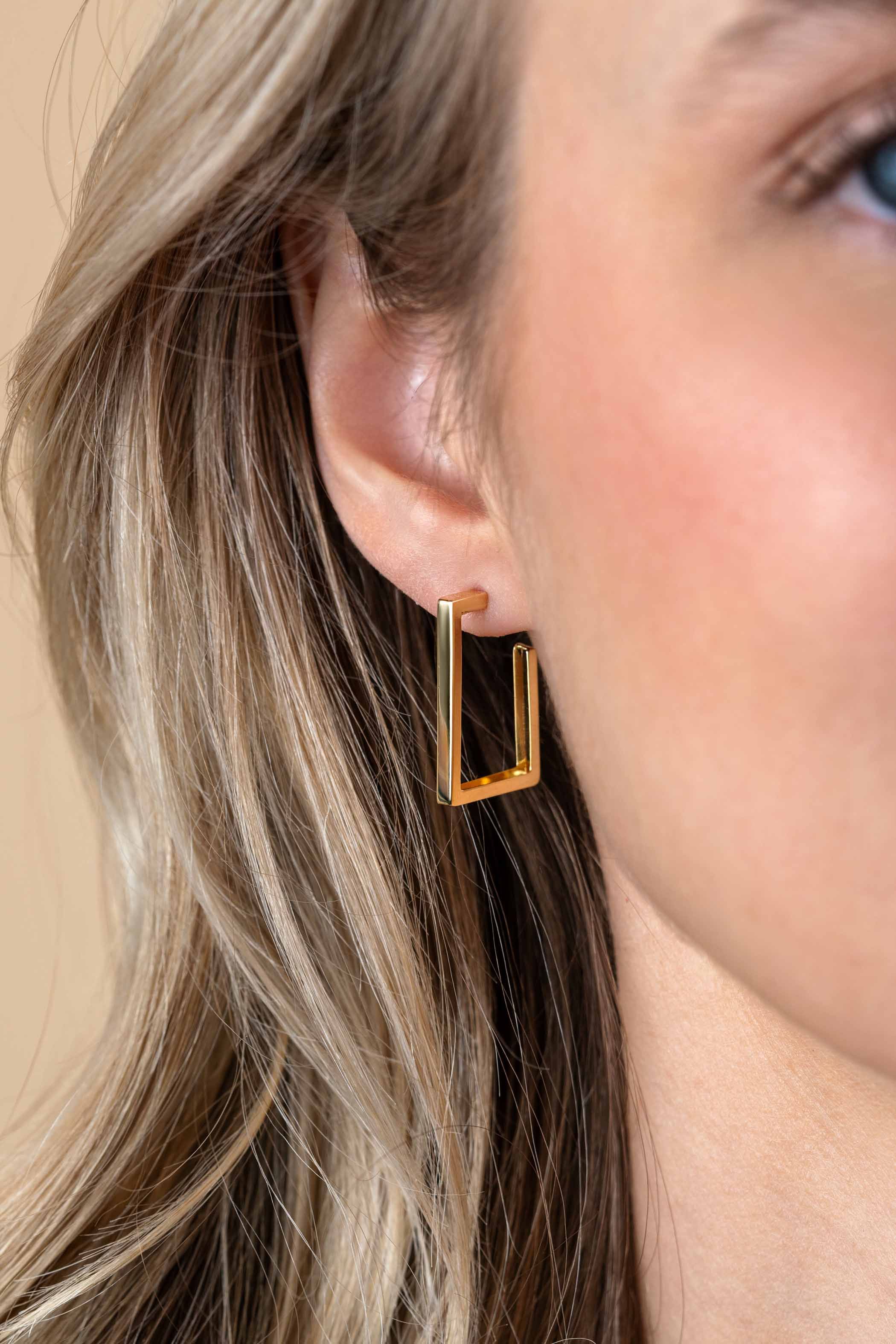 23mm ZINZI Gold 14-karätige Goldohrringe mit großem, klarem quadratischem Design. Größe 23 x 2,4 mm. ZGO482
