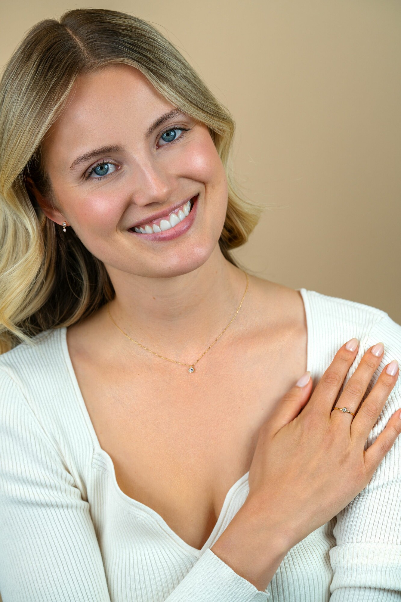 ZINZI Gold ring  zriconia in gladde zetting mt. 58