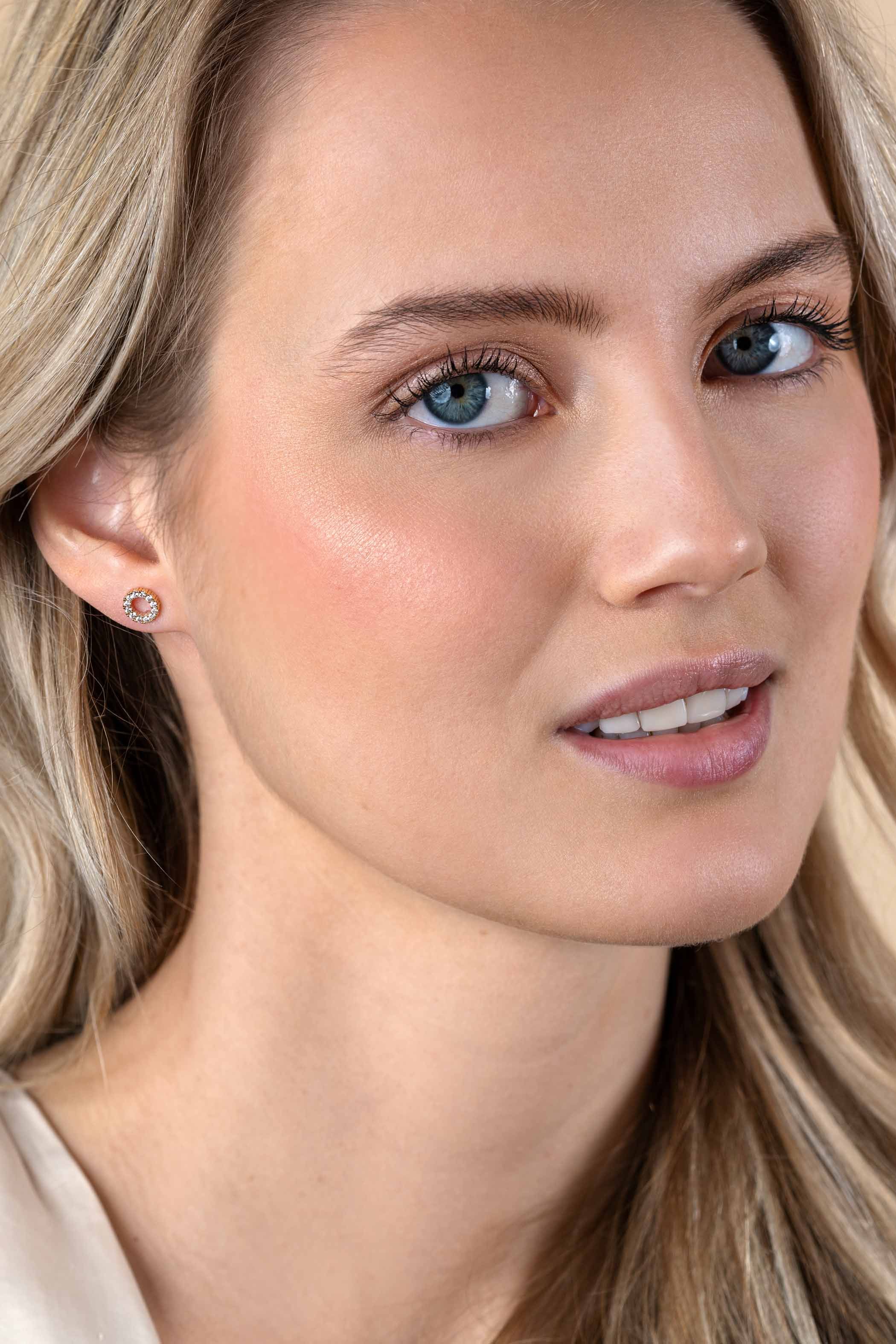 ZINZI GOLD oorknopjes open rondjes zirconia's