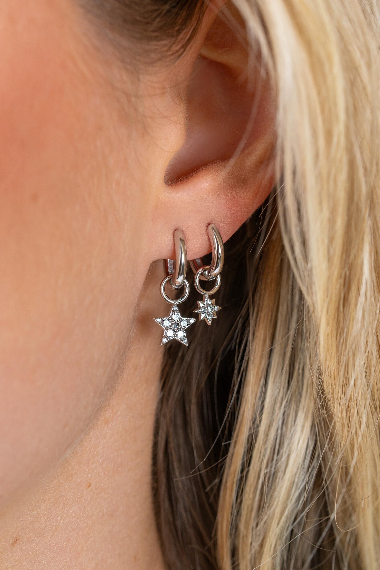 ZINZI zlv. oorbedels ster pave bezet zirconia's