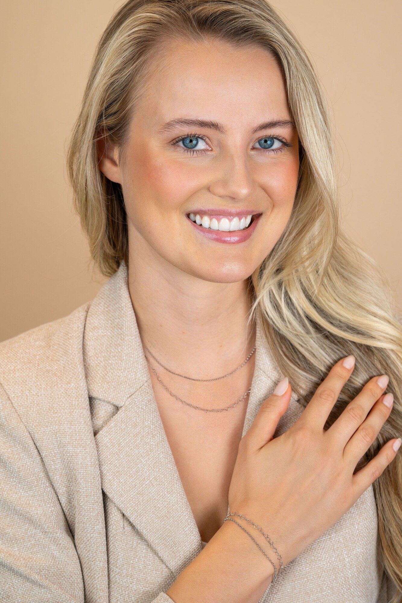 ZINZI zlv. multi-look collier 2 rijen hartjes en jass.