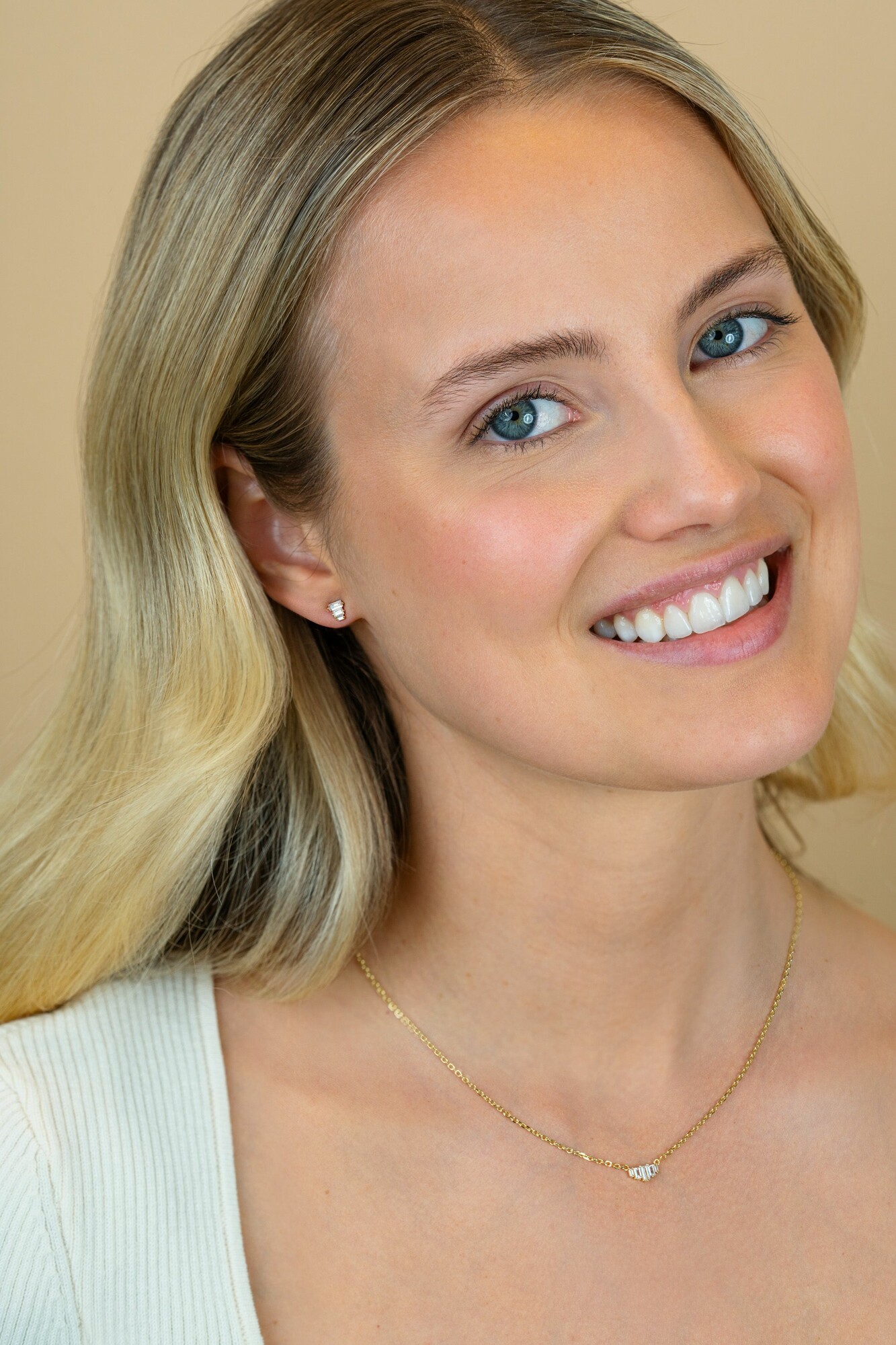 ZINZI zlv. collier gg.verg. met 5 baq.zirc.aflopend