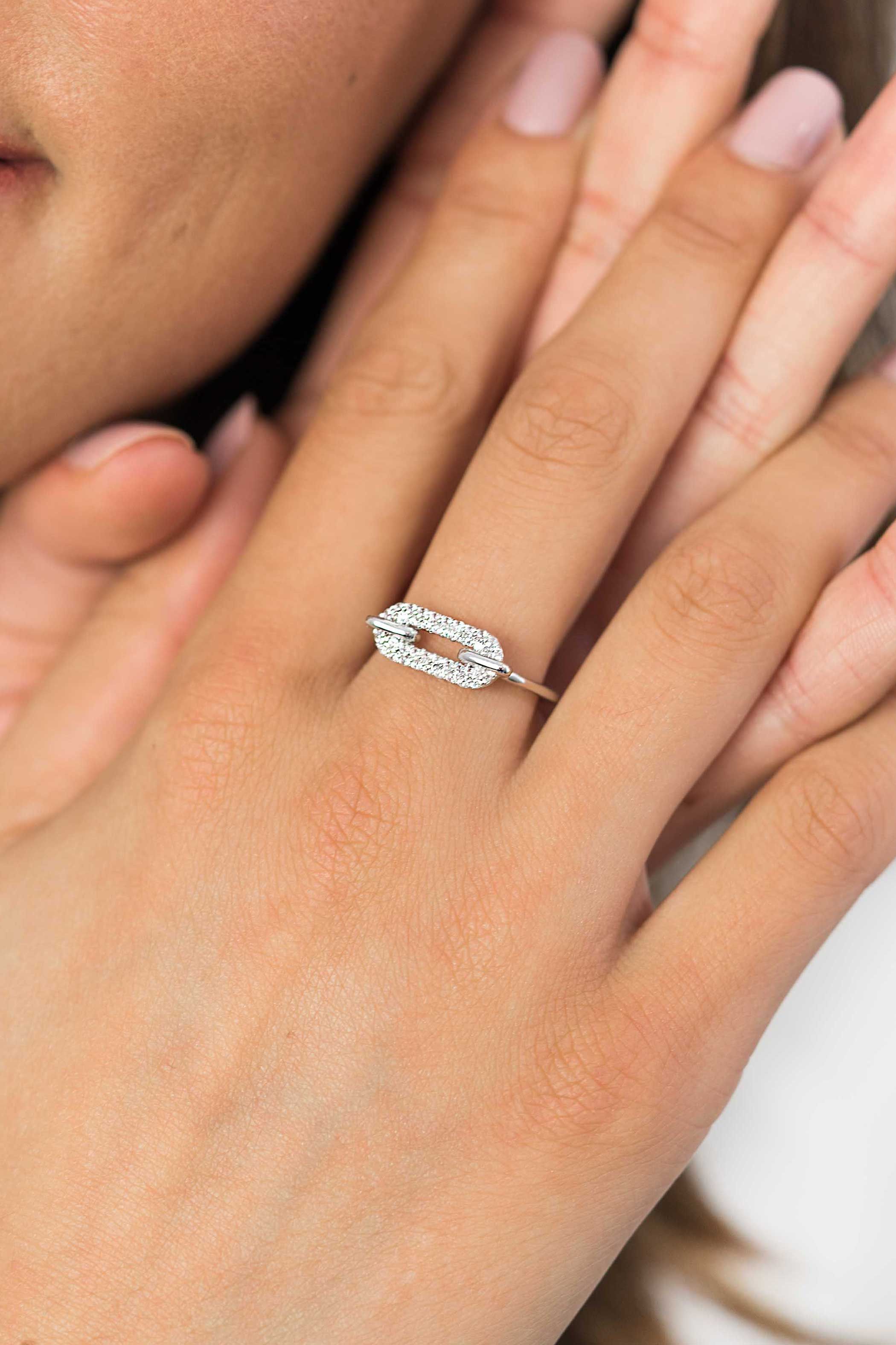ZINZI silberner luxuriöser Ring oval weiß ZIR1894