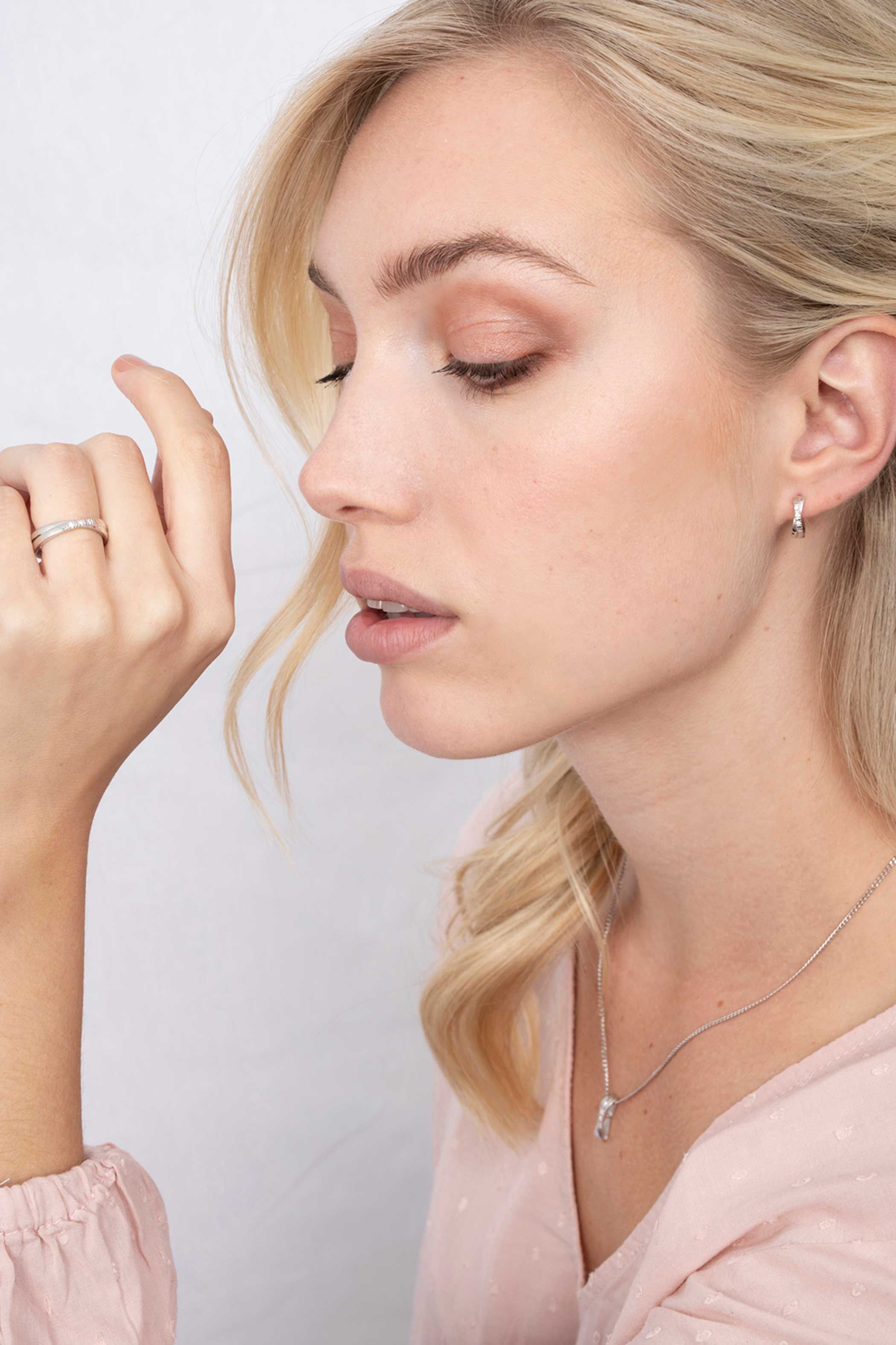ZINZI silberner Ring überkreuz weiß ZIR2039