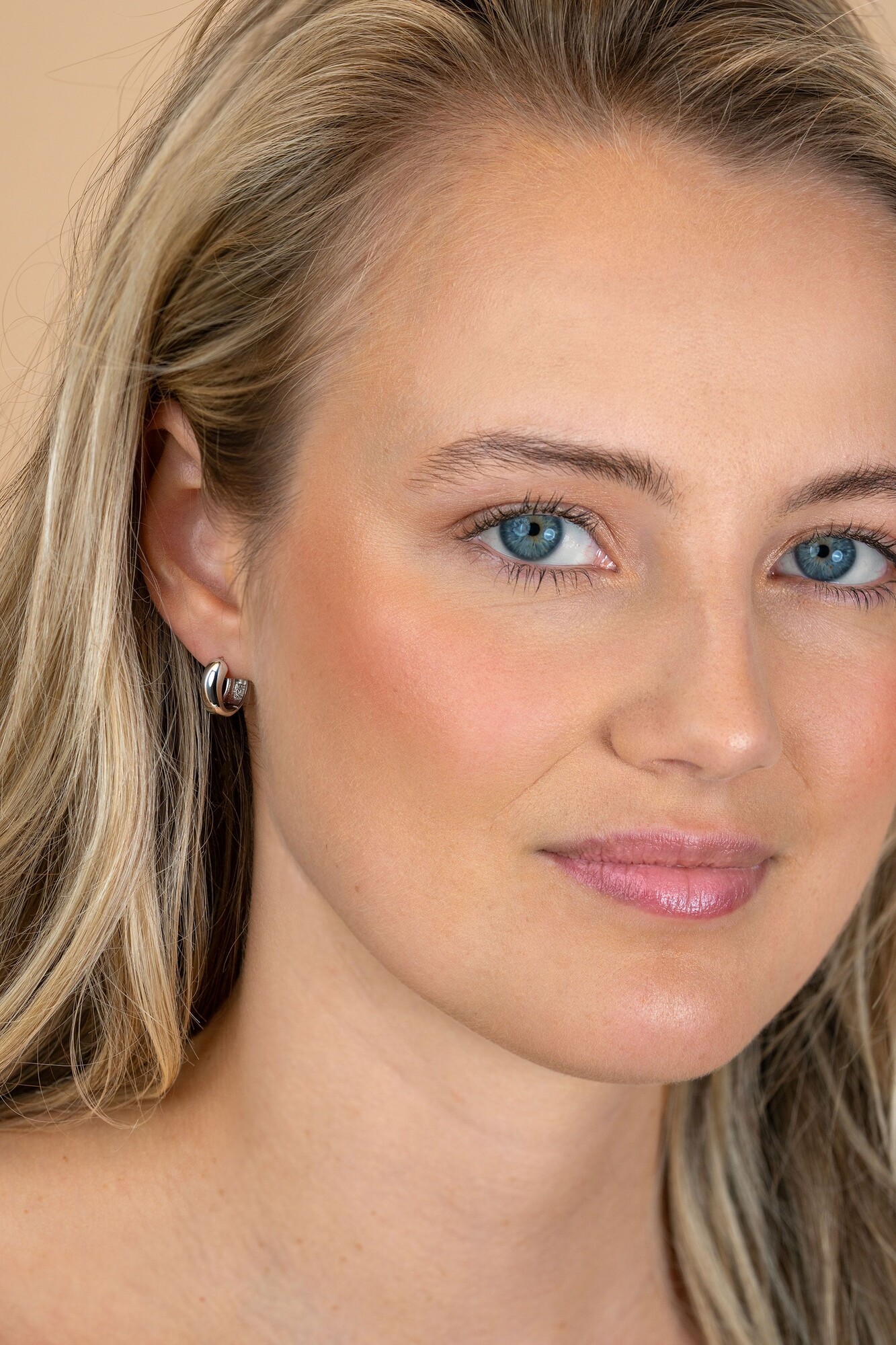 ZINZI zlv. klapcreolen half rond 13.5x5.0mm