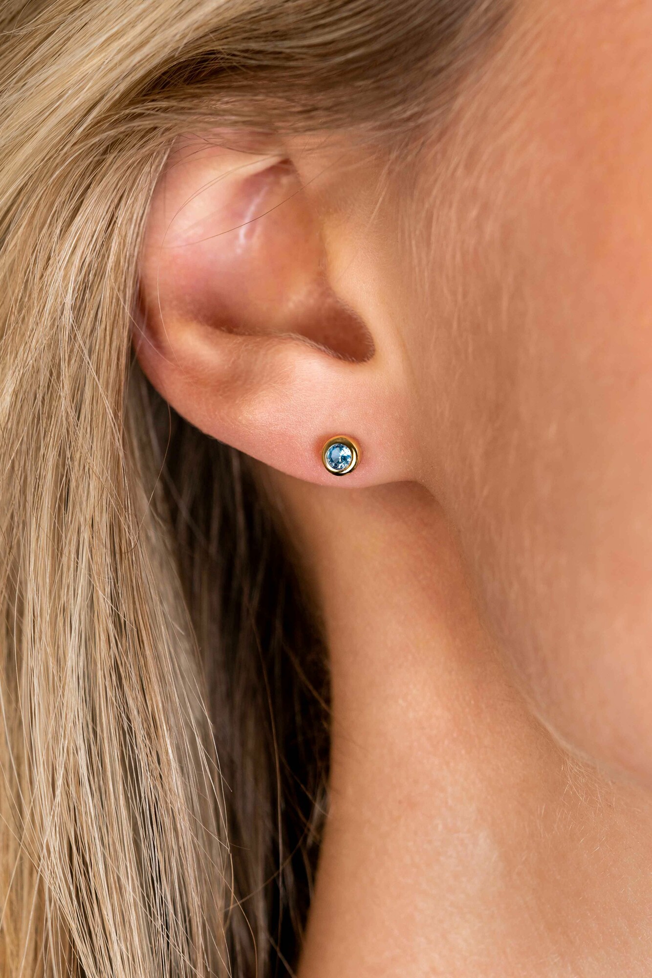 ZINZI zlv.oorknopjes ggverg.birthstones topaas cz