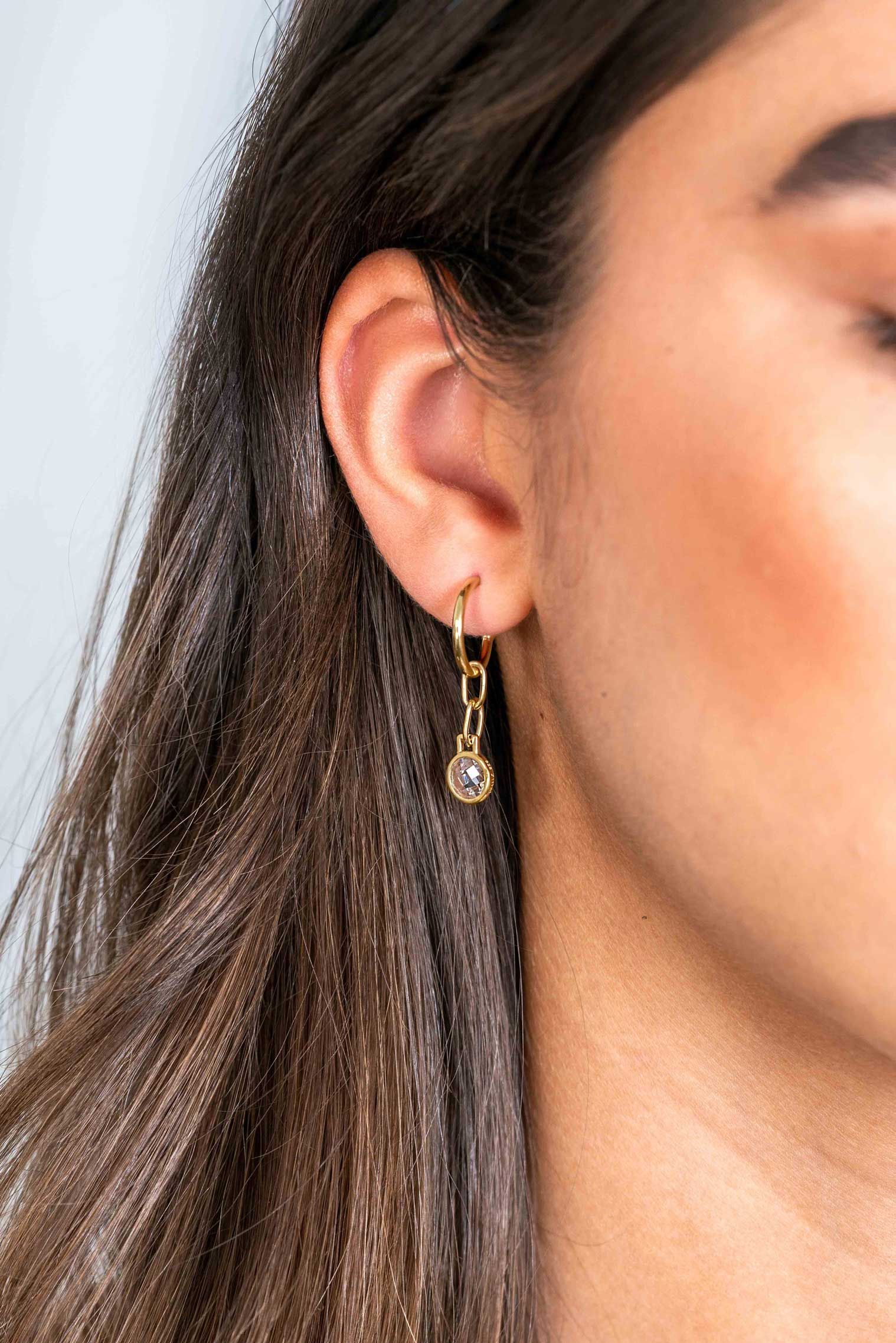 ZINZI zlv. oorstekers gg.verg.met ronde zirconia