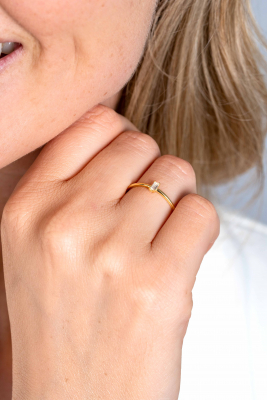 ZINZI Gold ring  met baquette zirconia mt. 58