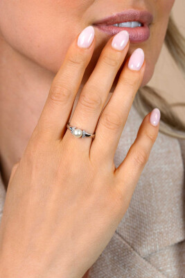 ZINZI zlv. ring met parel en zirconia's mt.62