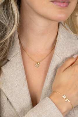 ZINZI zlv. collier gg.verg. met klaver zirc. en hartje